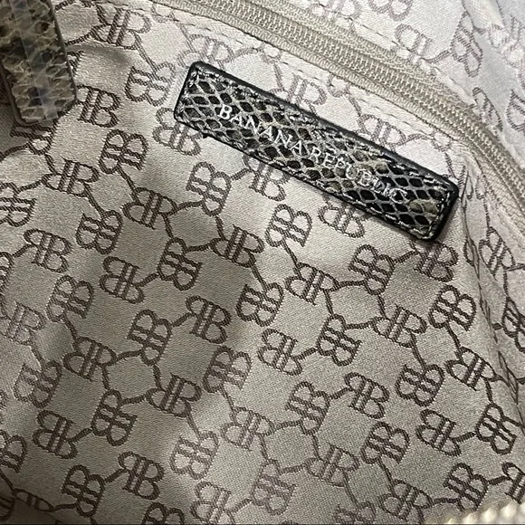 BANANA REPUBLIC leather clutch RARE Super Large Reptile Snakeskin Wristlet - Picture 2 of 9